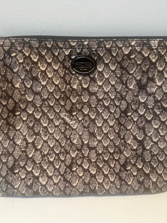 Coach Snakeskin print Zip Makeup pouch Brown and Cream Tones - Picture 2 of 7